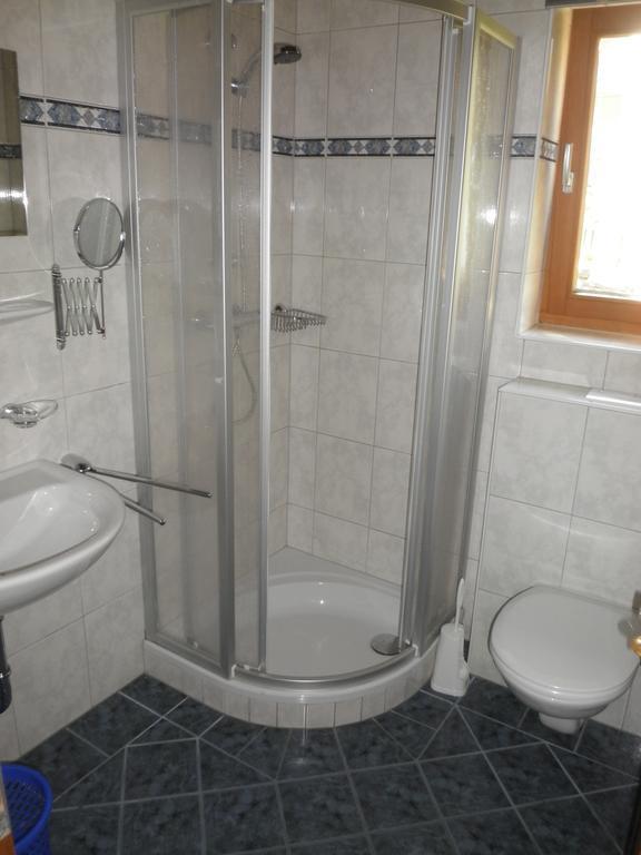 Pension Schweizerhof Waidring Szoba fotó